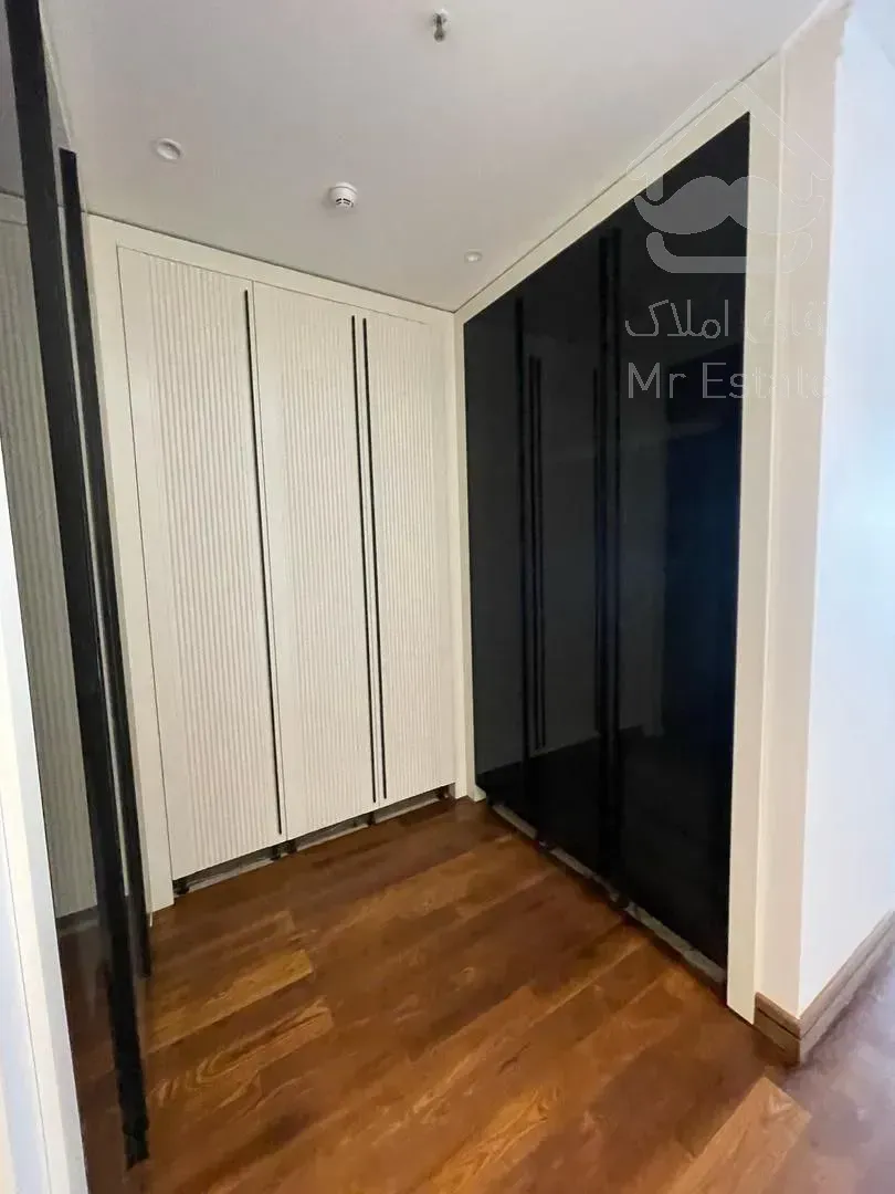 رهن آپارتمان 320 متری در زعفرانیه