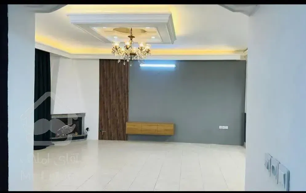 آپاتمان 90 متری تمیز 2 خواب بهترین لوکیشن