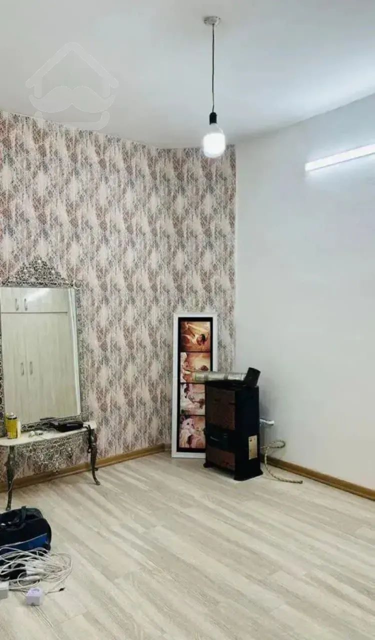 آپاتمان 90 متری تمیز 2 خواب بهترین لوکیشن