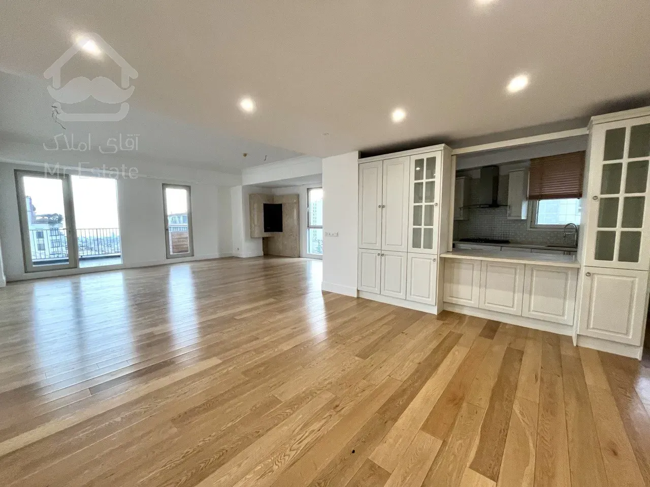 فروش برج باغ 250 متری در زعفرانیه