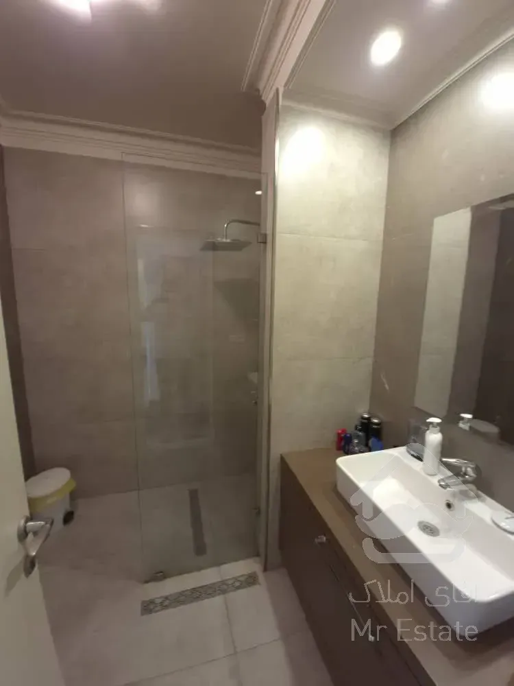 رهن آپارتمان 165 متری در ولنجک