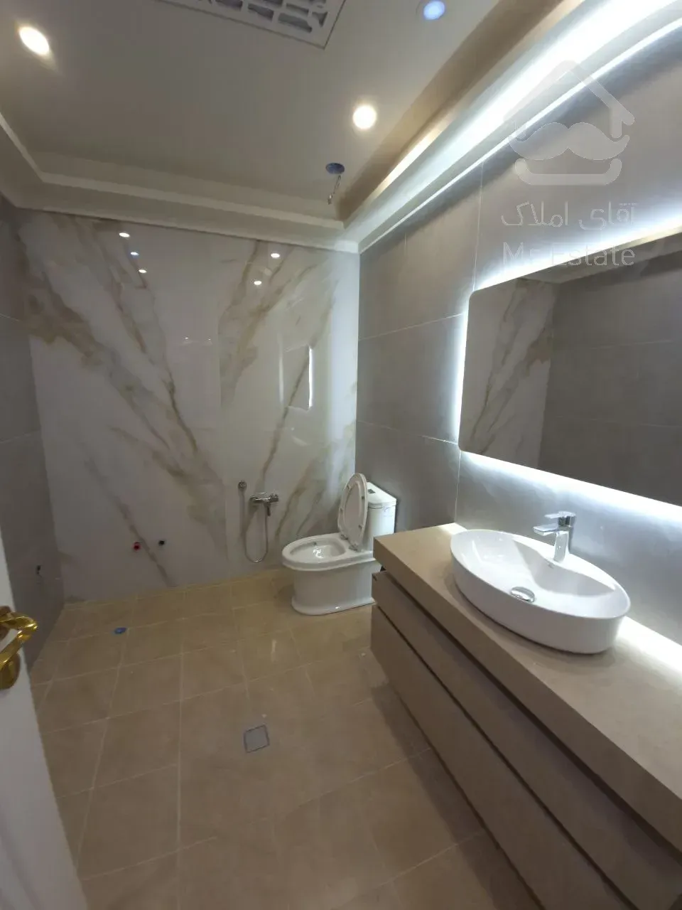 رهن آپارتمان 340 متری در ولنجک