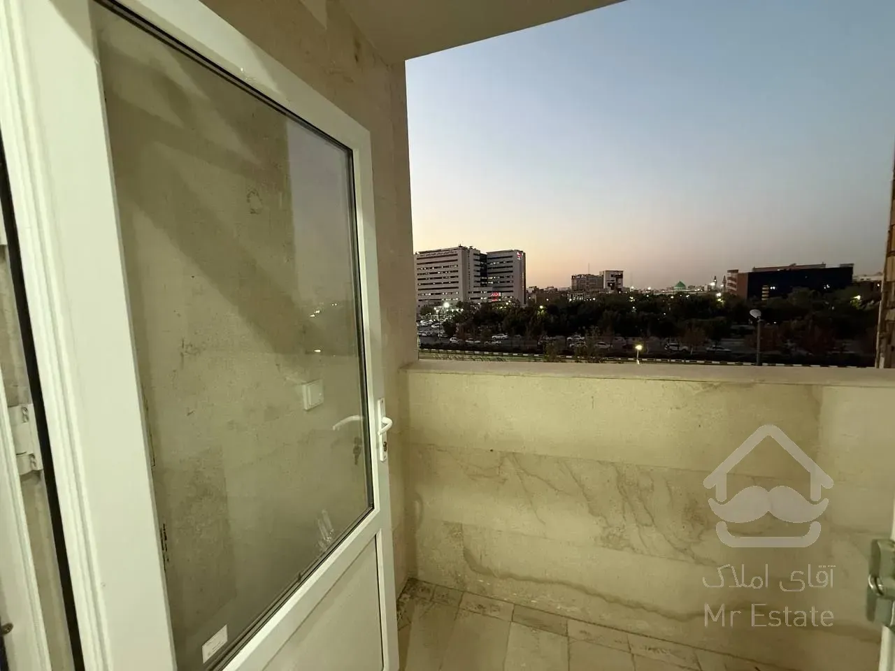 آپاتمان نوساز 138 متری، 3 خوابه، ویو اَبدی، خرم