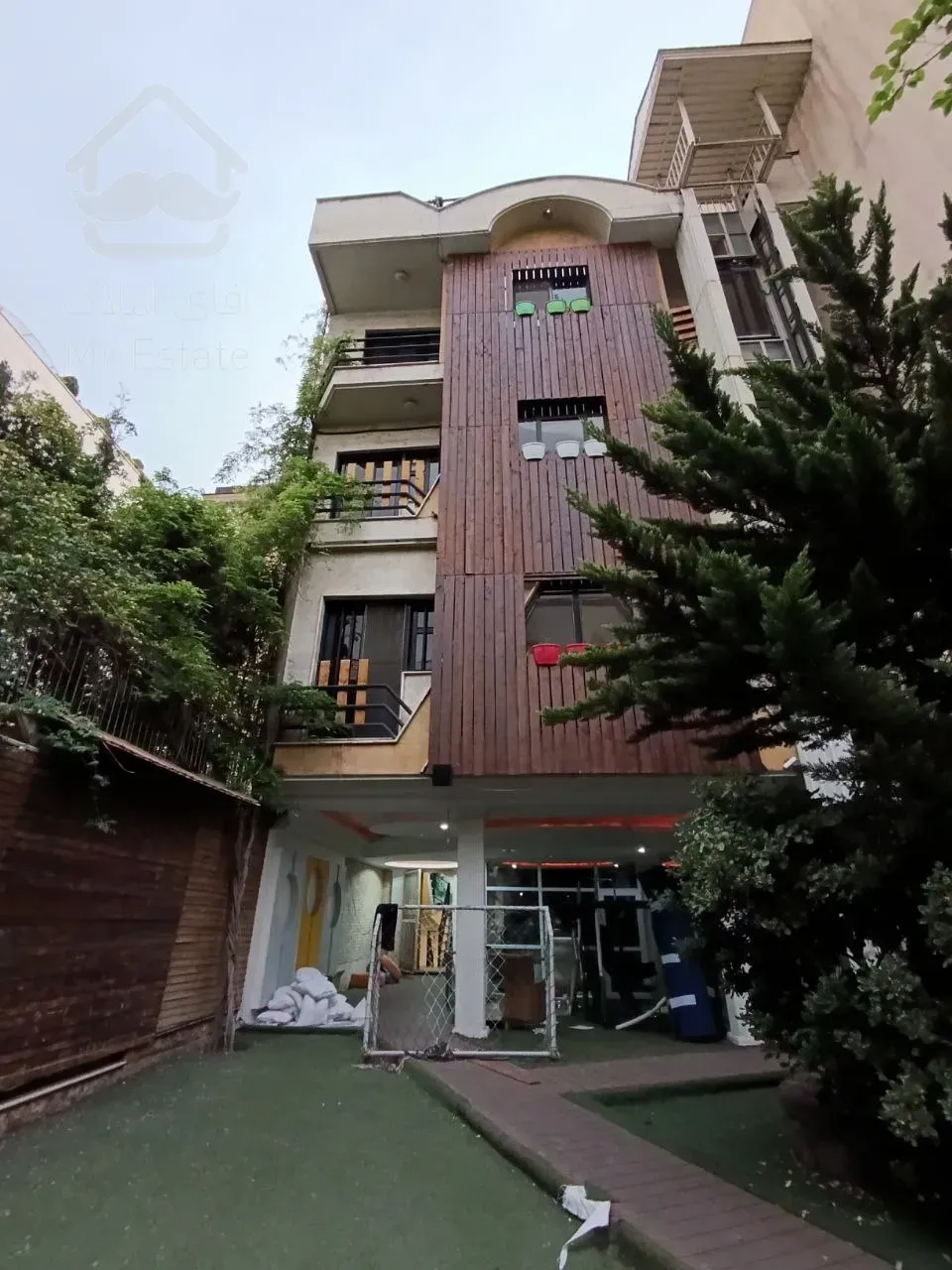 اجاره ویلایی 1000 متری در محمودیه