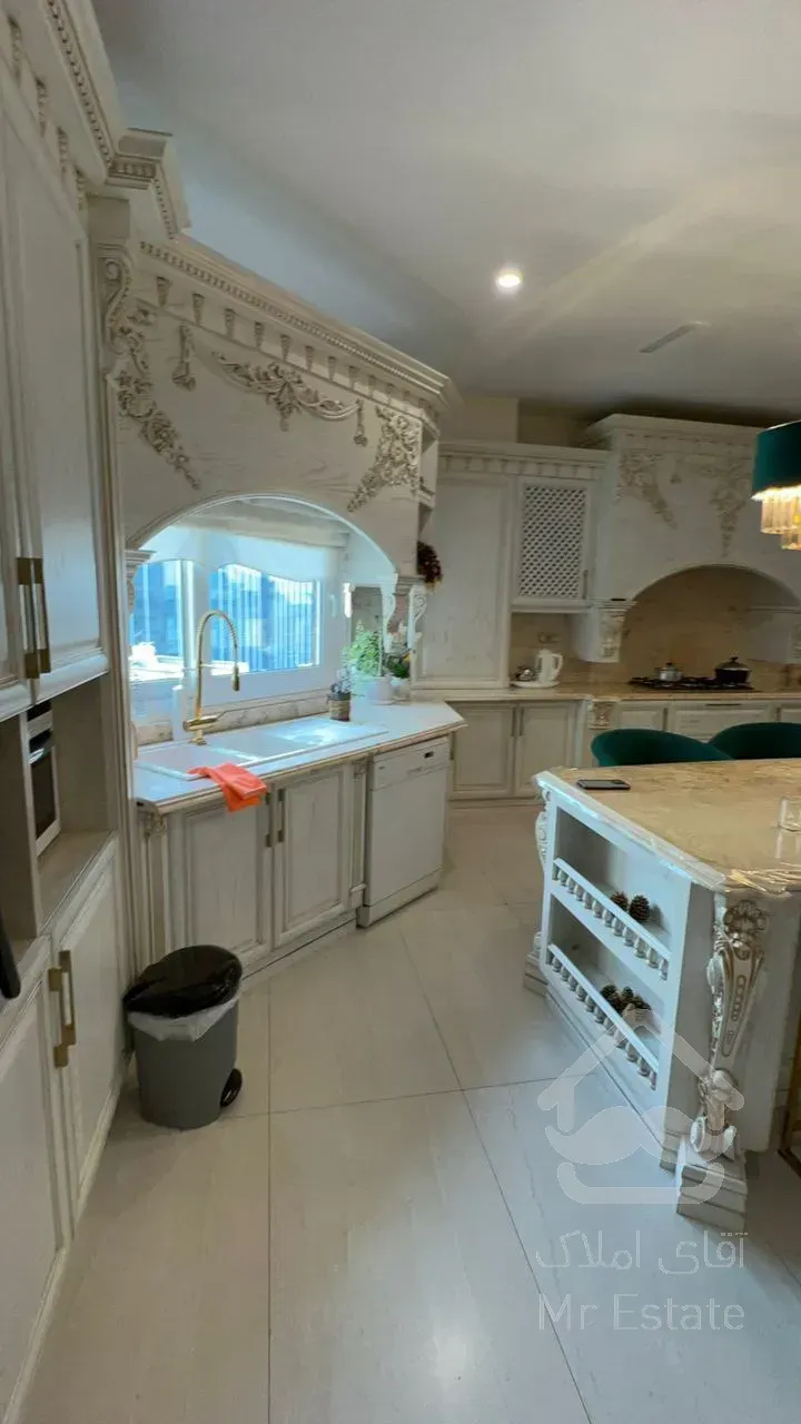 فروش آپارتمان 295 متری در محمودیه