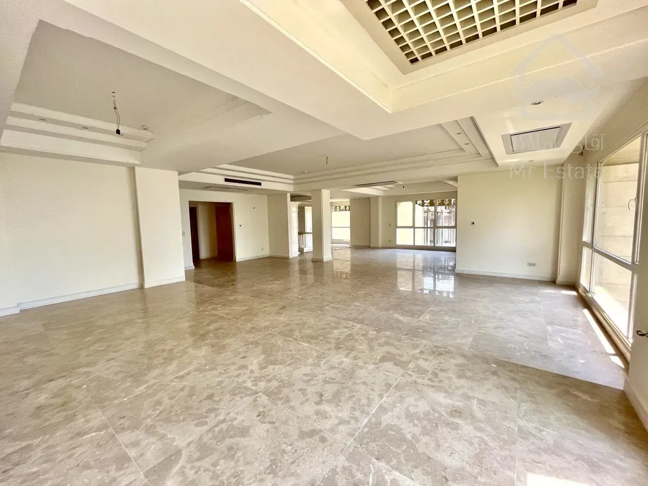 فروش آپارتمان 345 متری در محمودیه