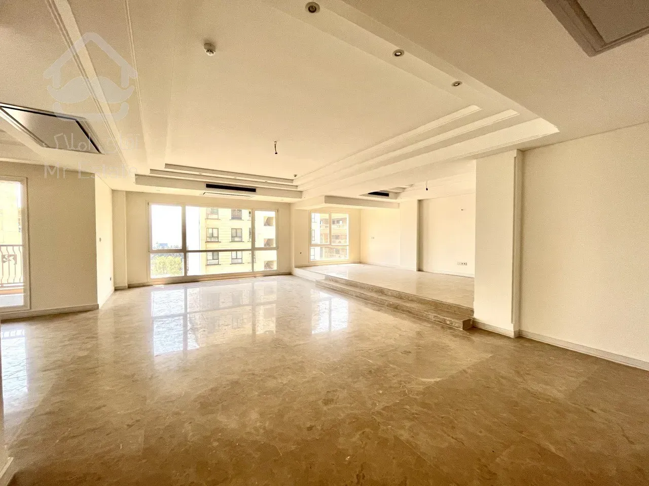 فروش آپارتمان 345 متری در محمودیه