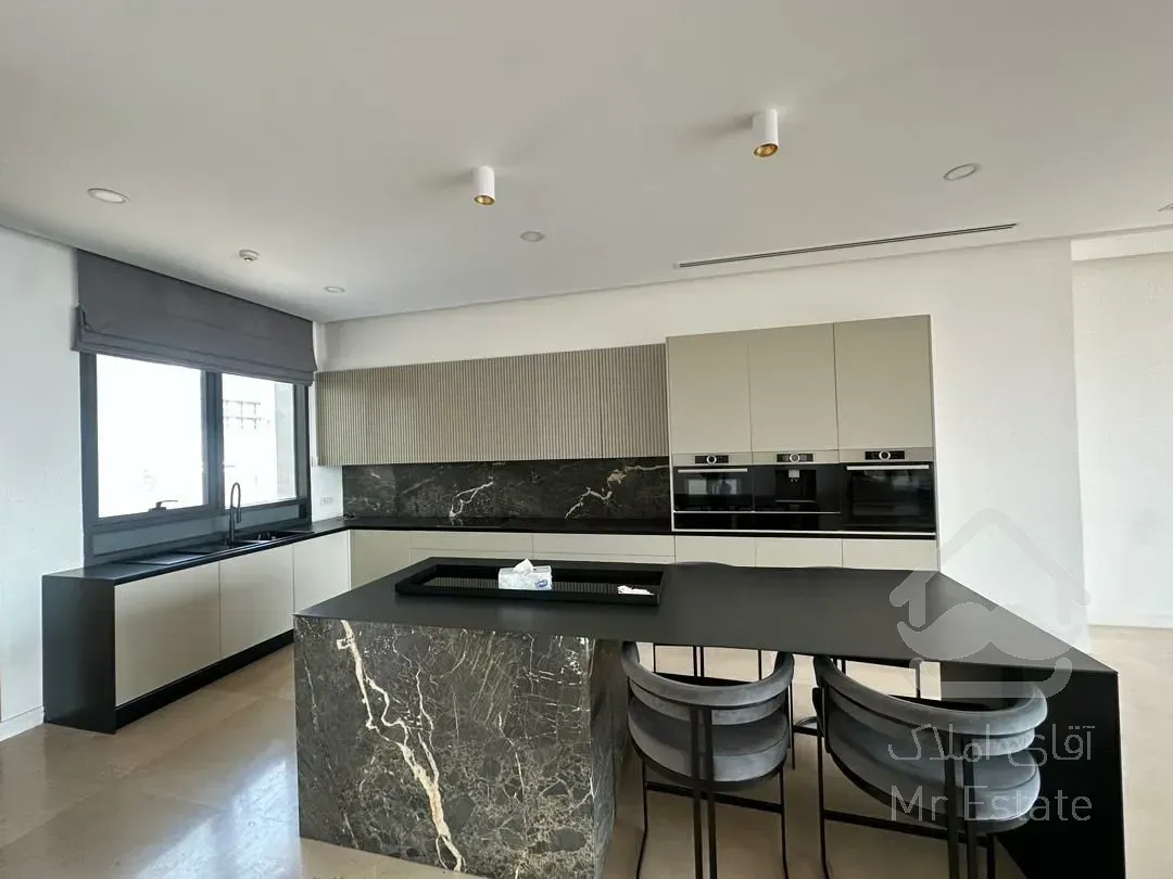 اجاره آپارتمان 320 متری در زعفرانیه