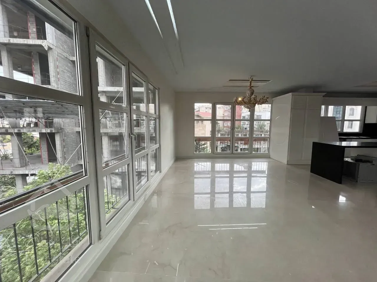 فروش آپارتمان 163 متری در زعفرانیه