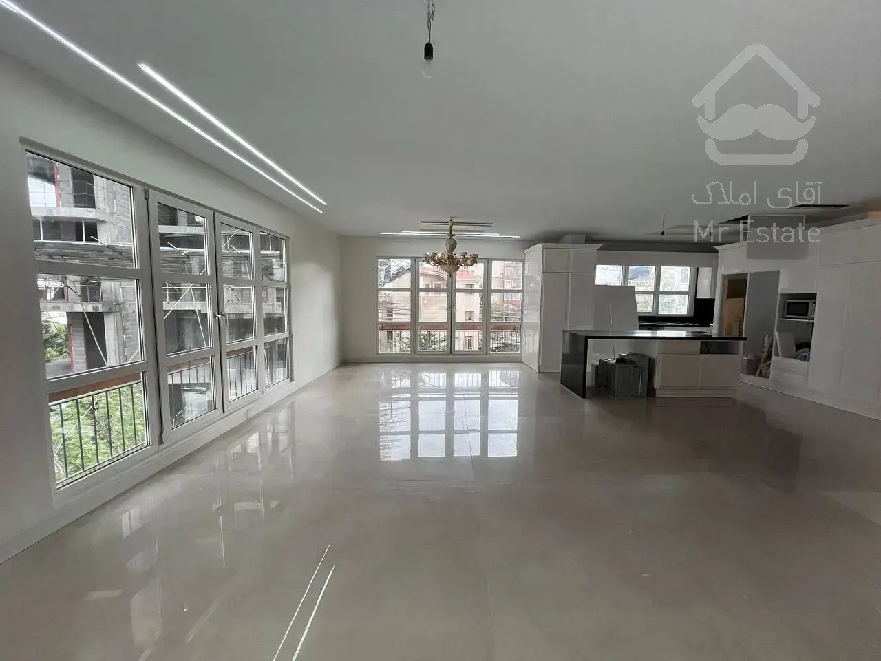 فروش آپارتمان 163 متری در زعفرانیه