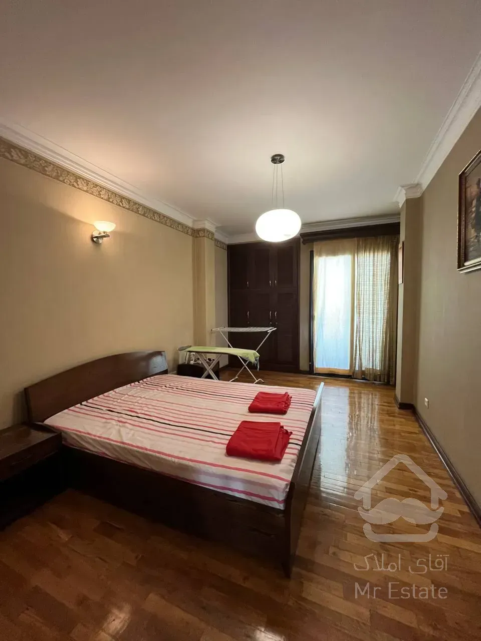 فروش برج باغ 250 متری در محمودیه