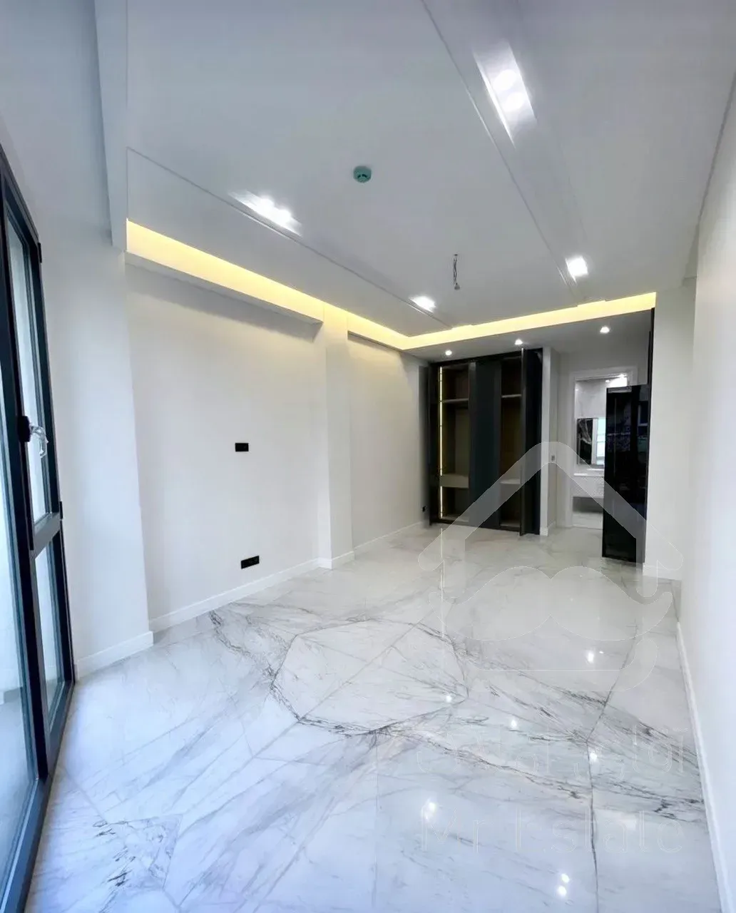 فروش آپارتمان 210 متری در زعفرانیه