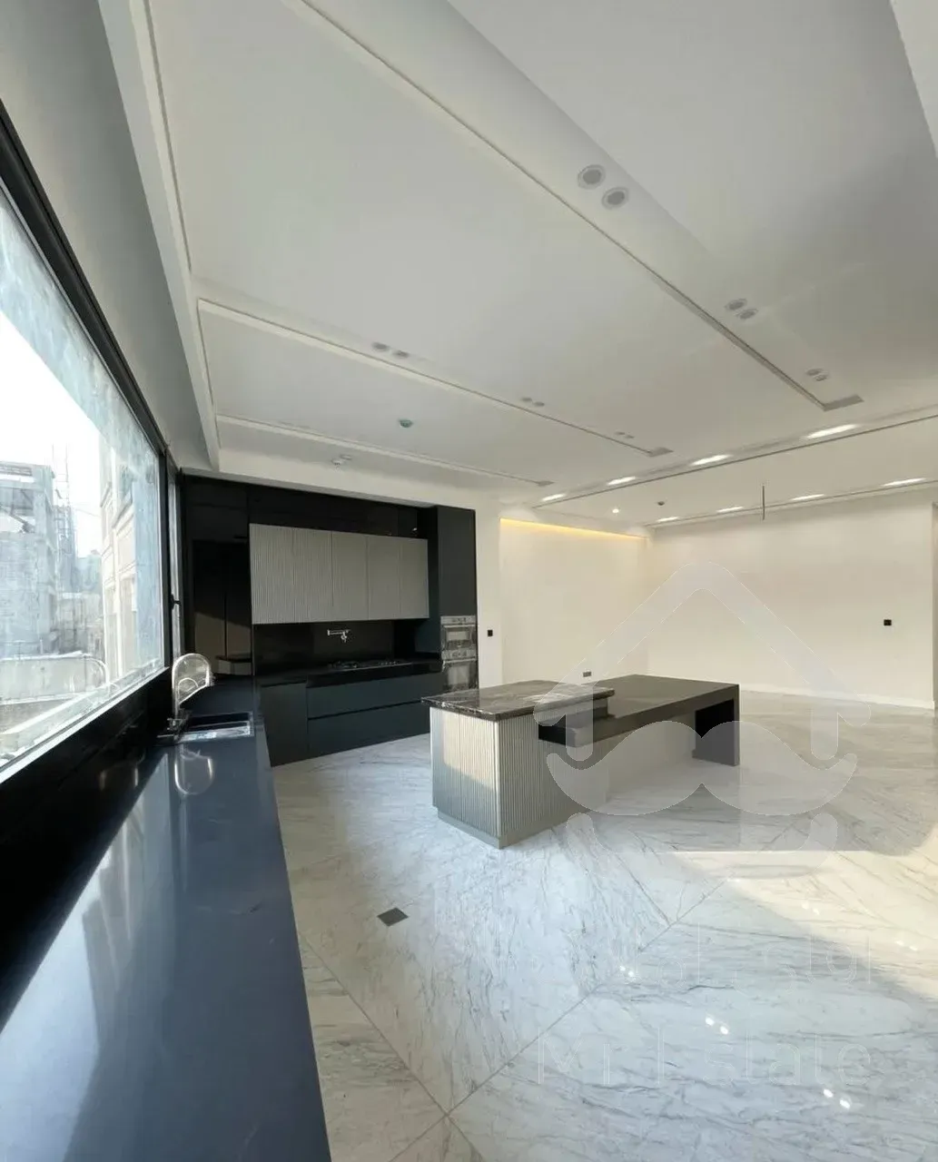 فروش آپارتمان 210 متری در زعفرانیه