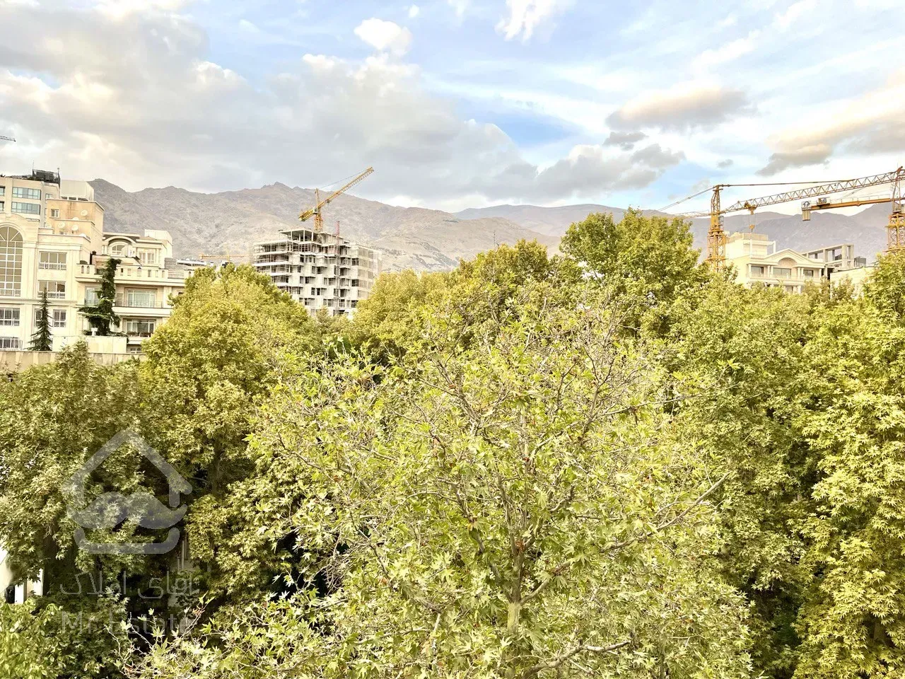 فروش آپارتمان 181 متری در زعفرانیه