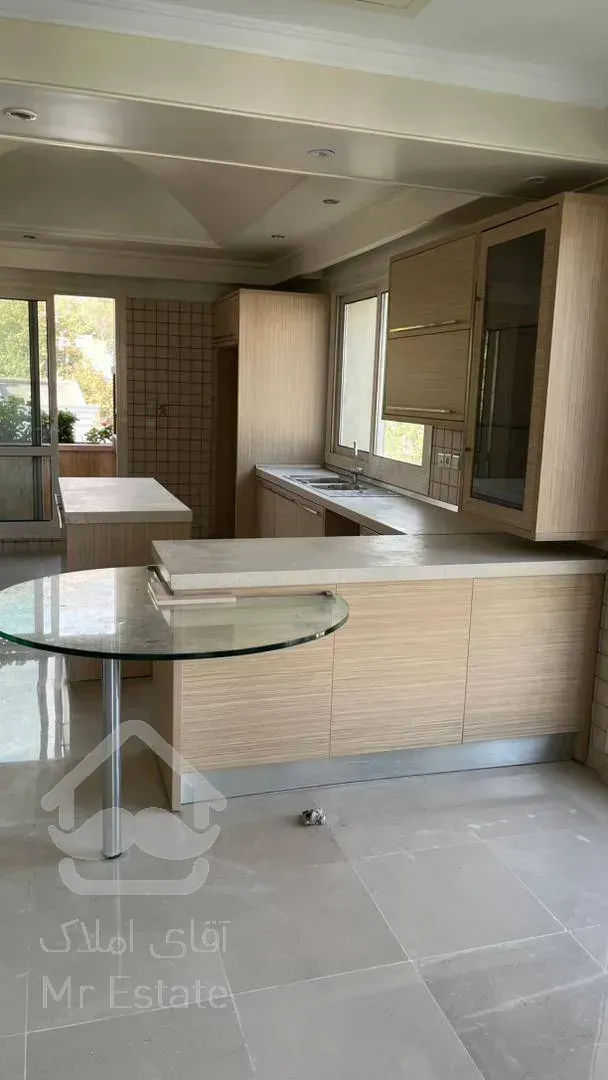 رهن آپارتمان 300 متری در فرشته