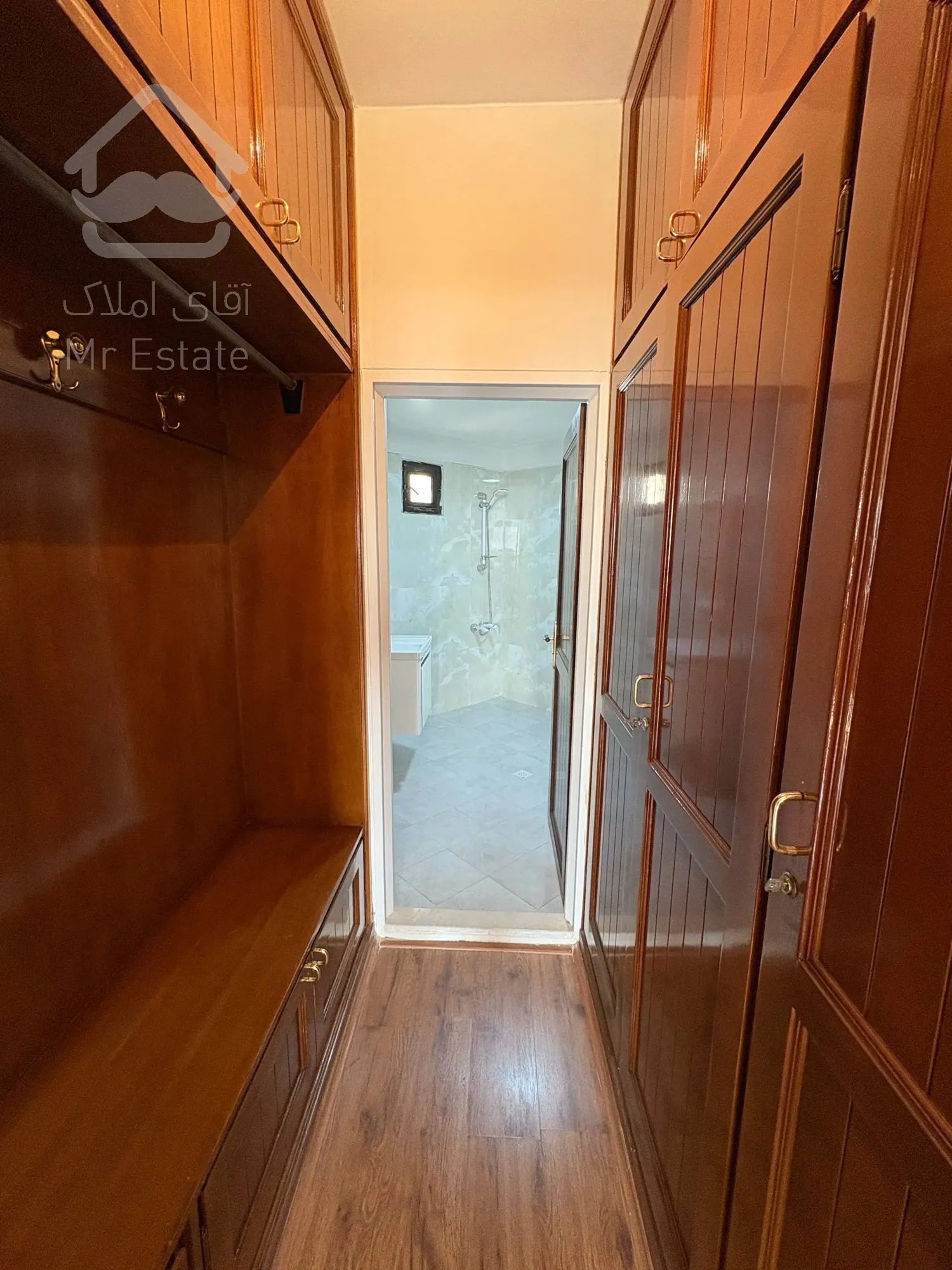 رهن آپارتمان 190 متری در ولنجک