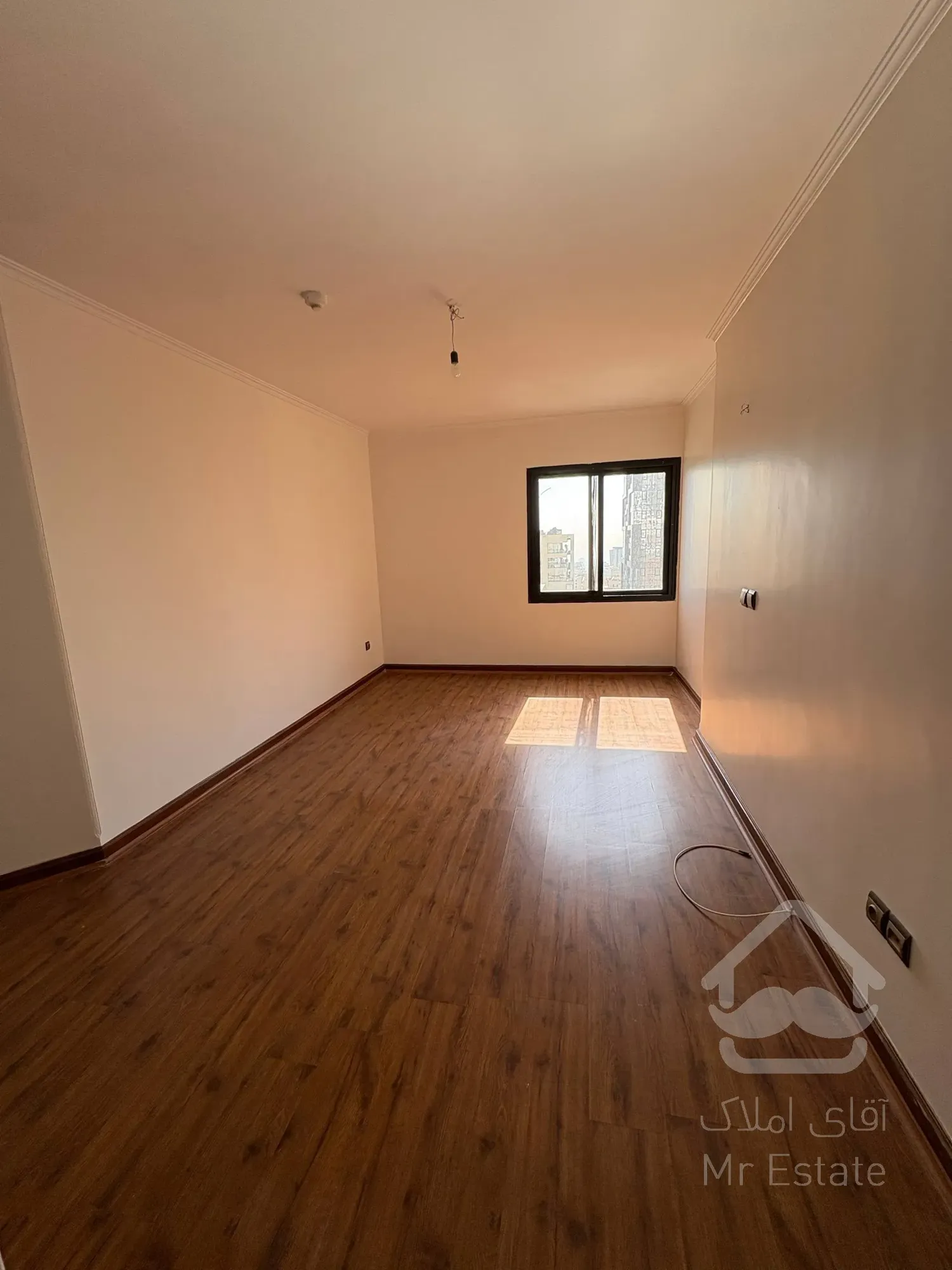 رهن آپارتمان 190 متری در ولنجک