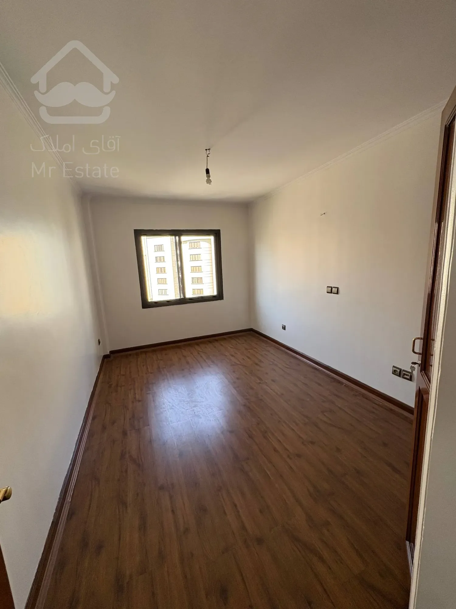 رهن آپارتمان 190 متری در ولنجک