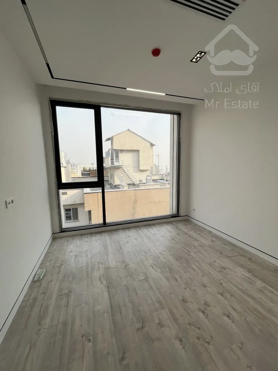 فروش آپارتمان 200 متری در زعفرانیه