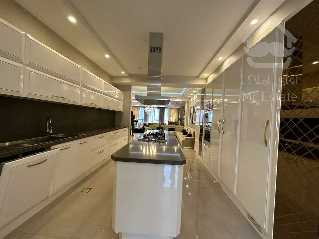 رهن آپارتمان 220 متری در ولنجک