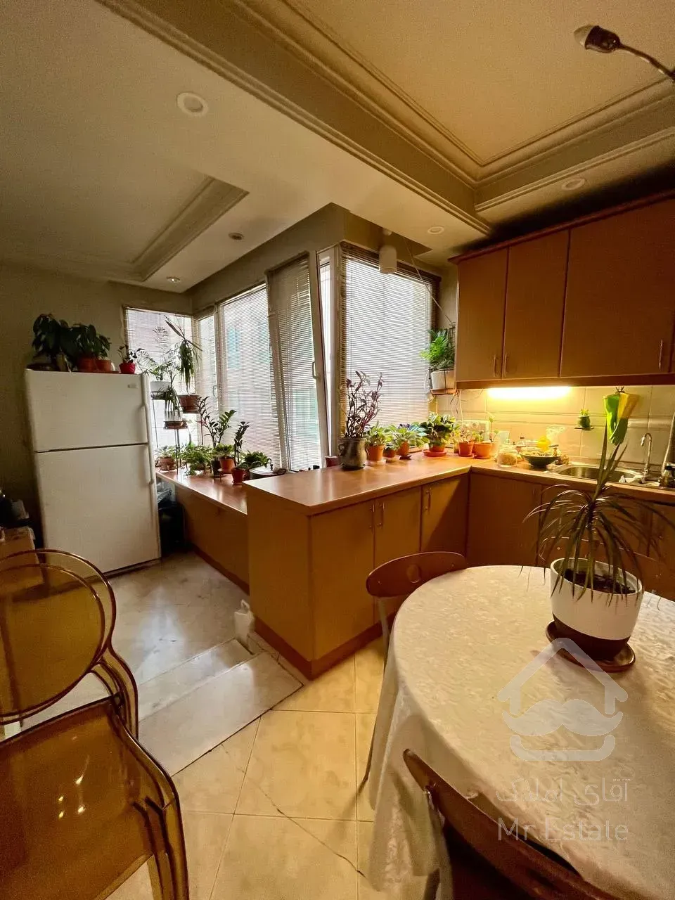 فروش آپارتمان 153 متری در زعفرانیه