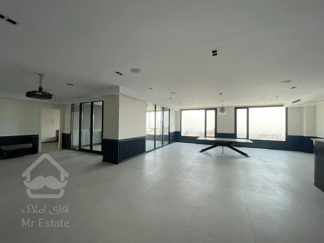 فروش آپارتمان 196 متری در زعفرانیه