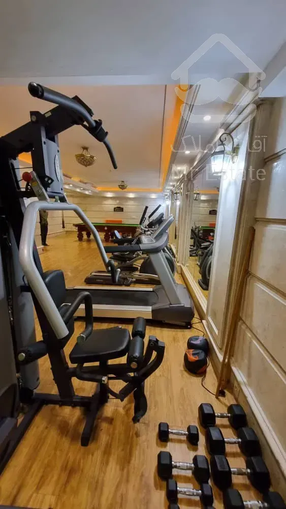 فروش آپارتمان 275 متری در زعفرانیه