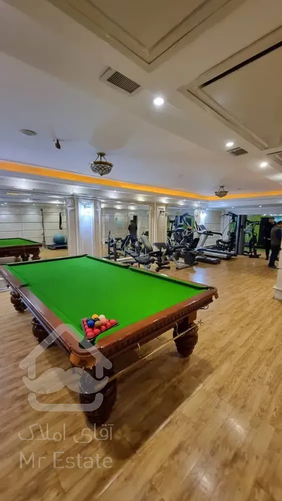 فروش آپارتمان 275 متری در زعفرانیه