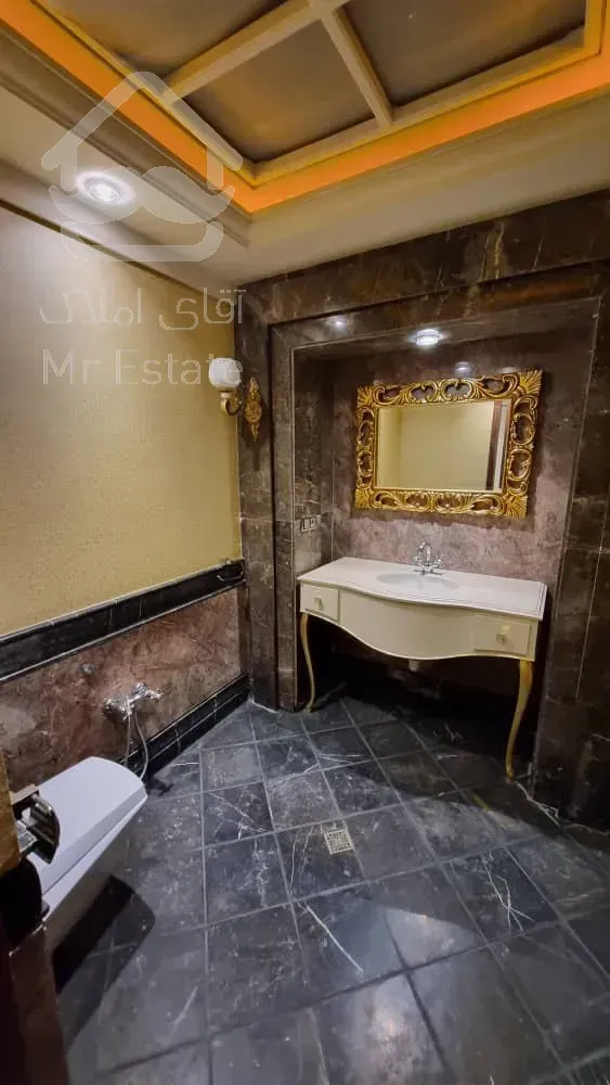 فروش آپارتمان 275 متری در زعفرانیه