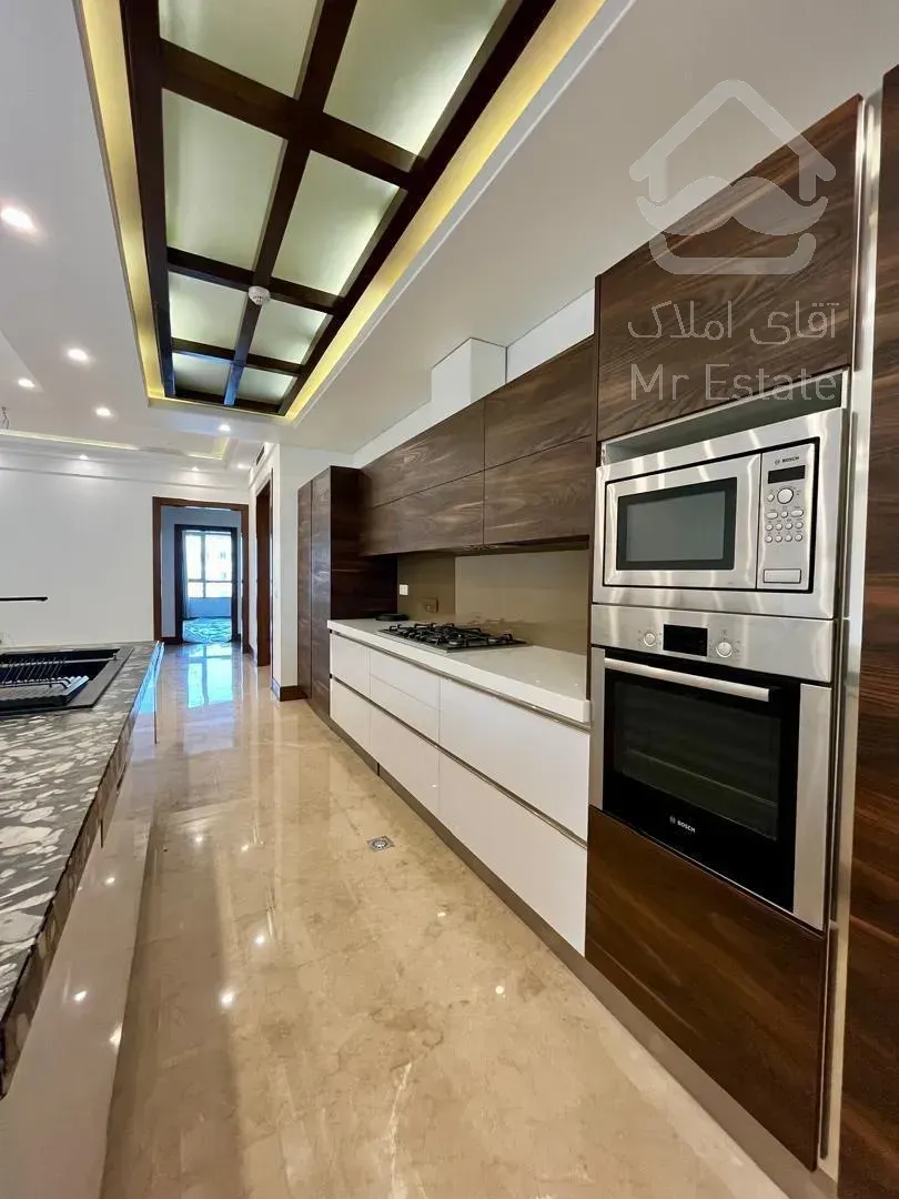 فروش آپارتمان 132 متری در زعفرانیه