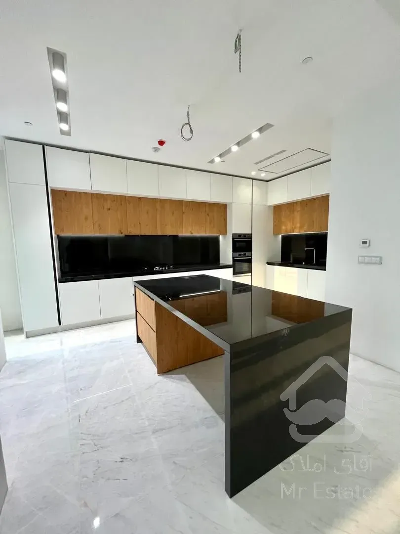 رهن برج باغ 280 متری در زعفرانیه