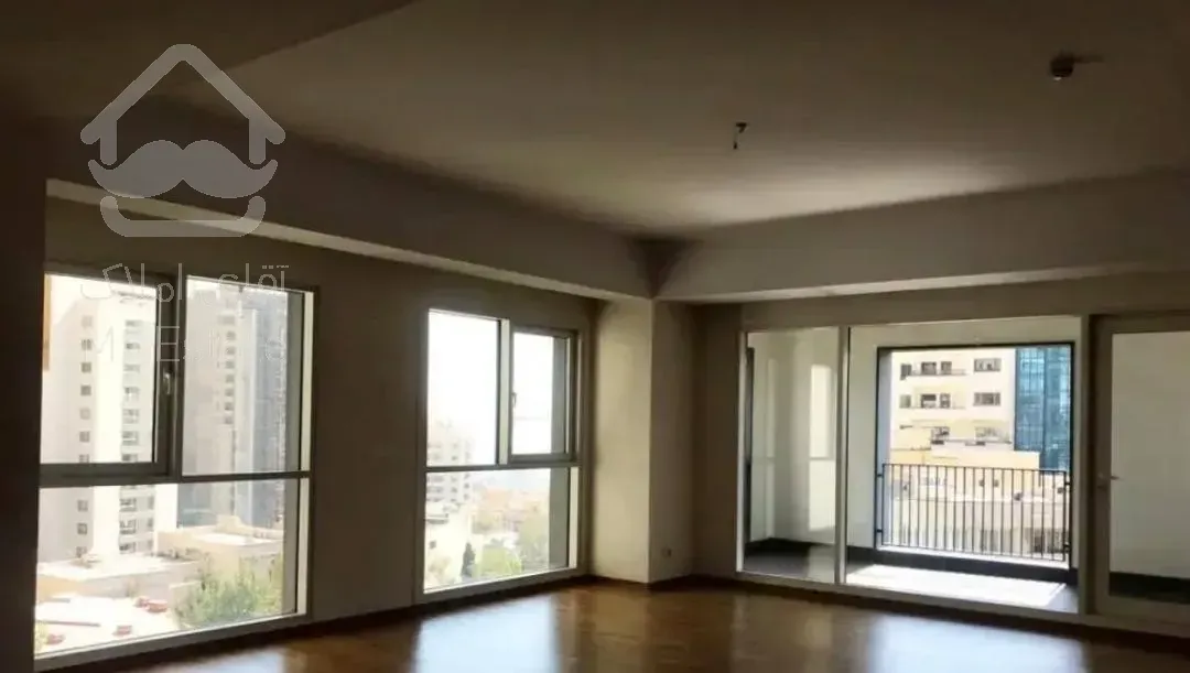 رهن آپارتمان 270 متری در زعفرانیه