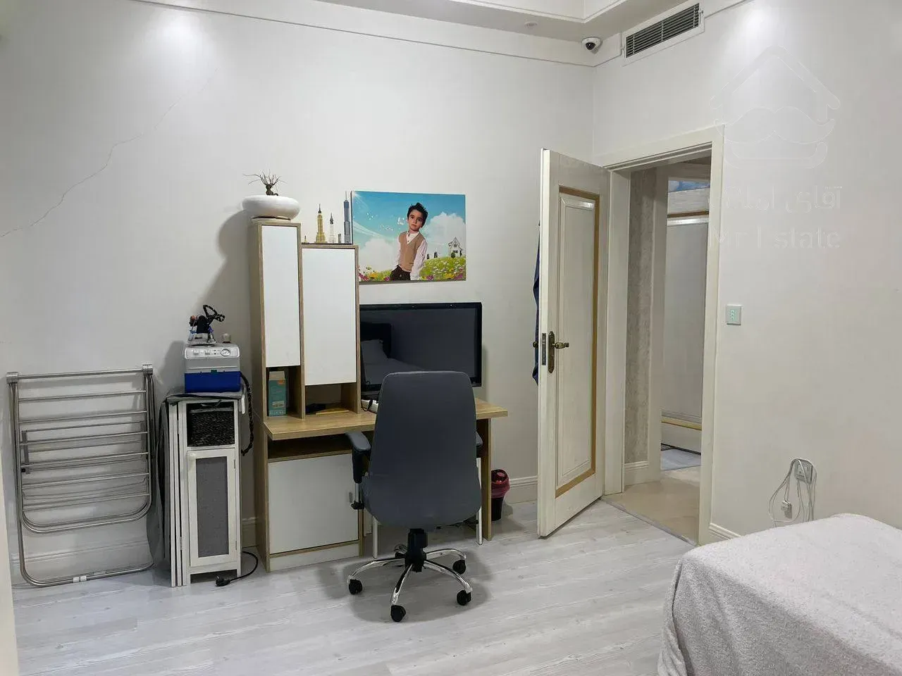 رهن آپارتمان 216 متری در فرشته