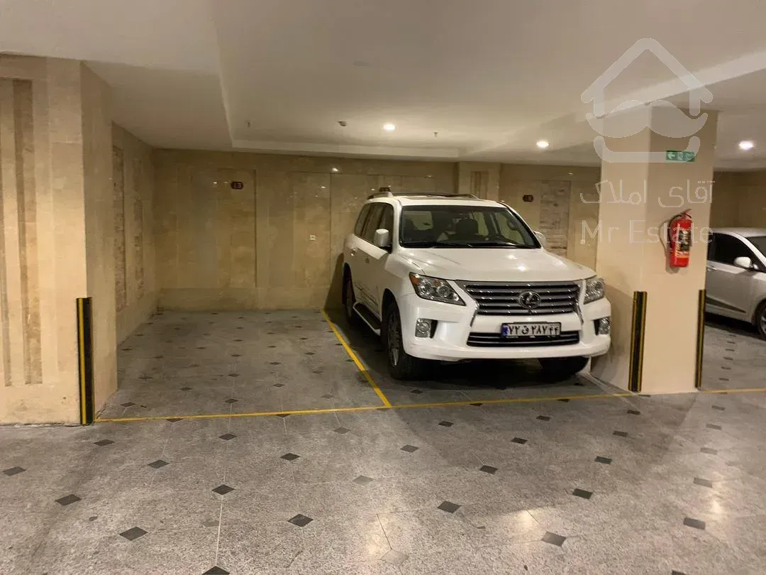 رهن آپارتمان 216 متری در فرشته