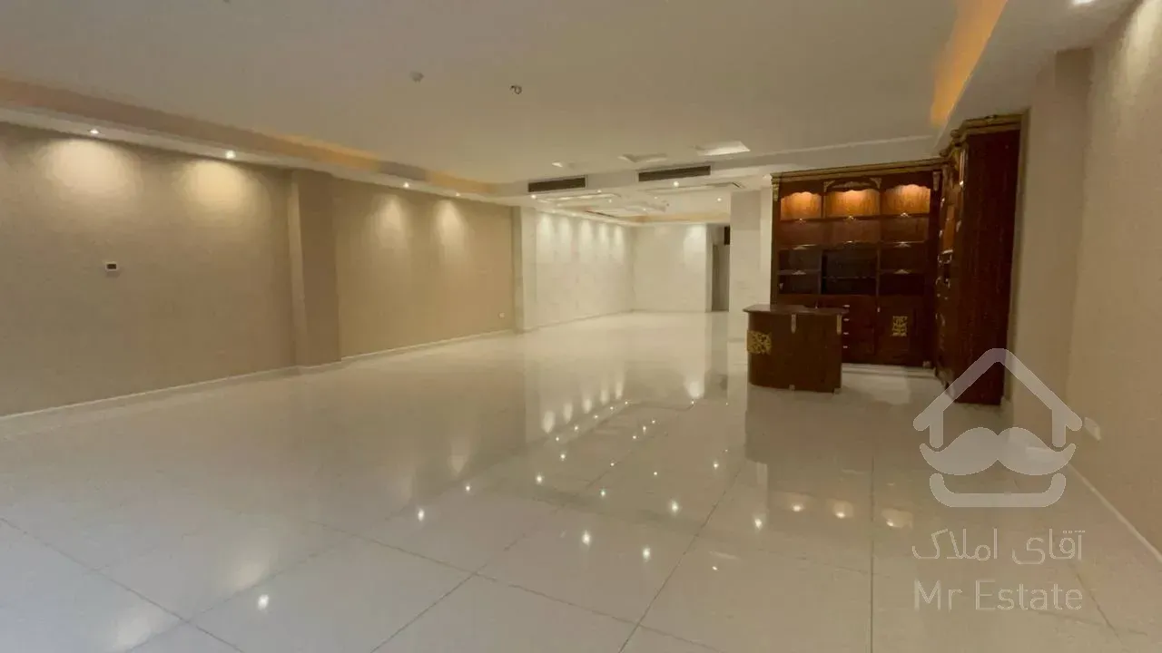 رهن آپارتمان 285 متری در ولنجک