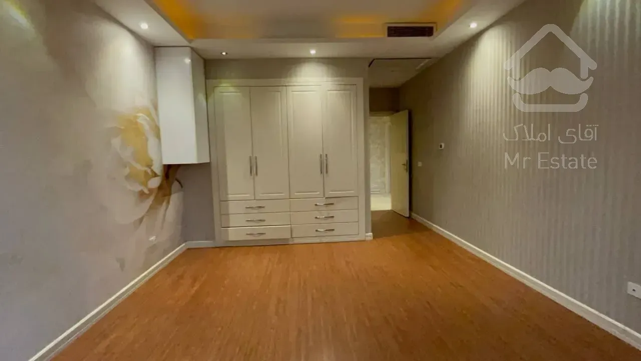 رهن آپارتمان 280 متری در ولنجک