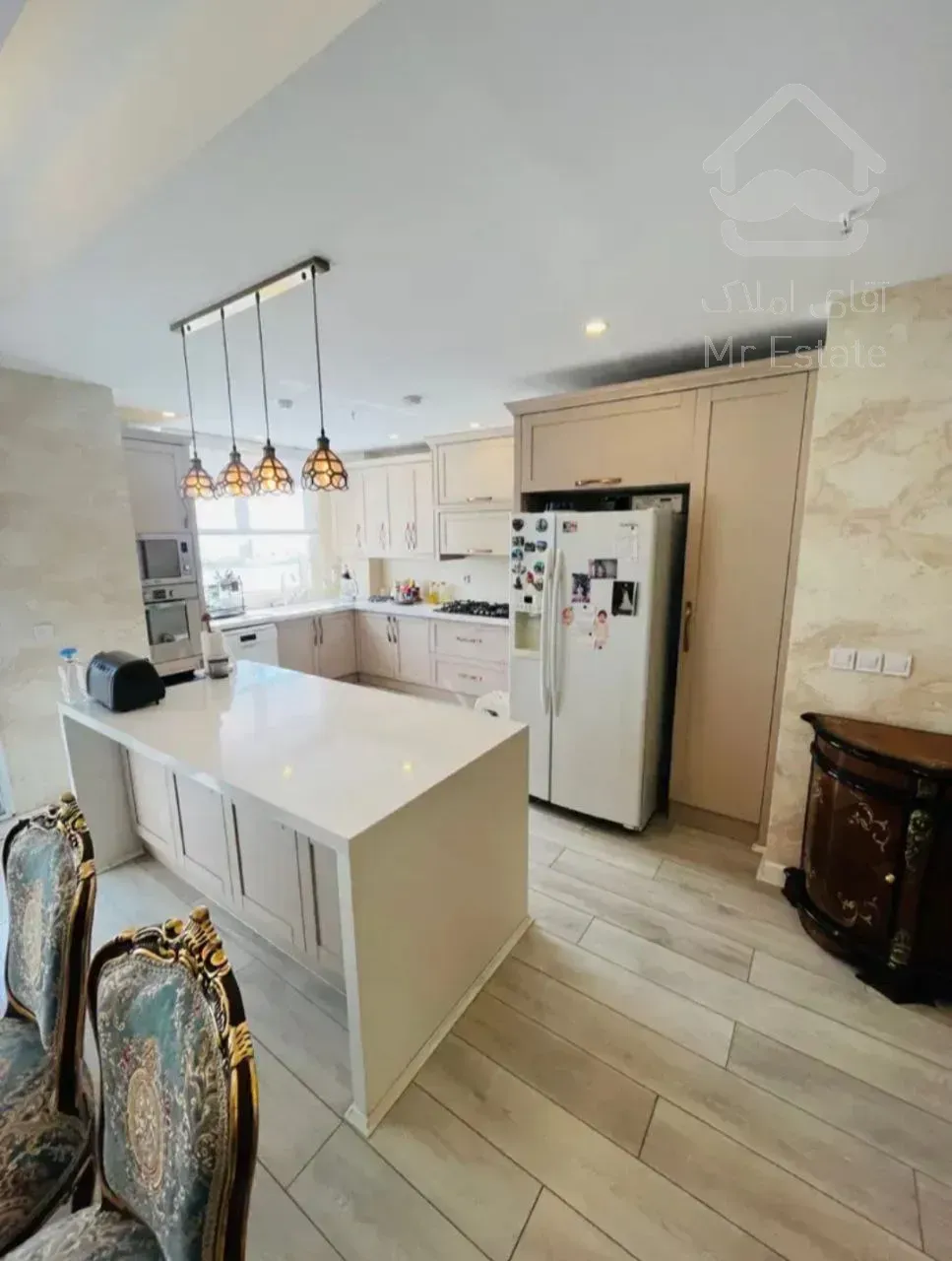 رهن آپارتمان 145 متری در ولنجک