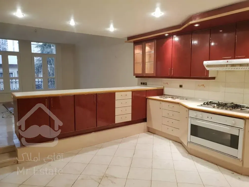 اجاره آپارتمان 285 متری در زعفرانیه