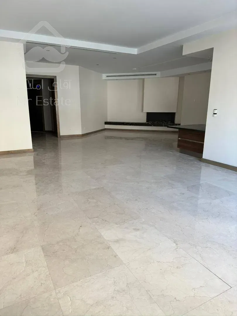 رهن آپارتمان 300 متری در زعفرانیه