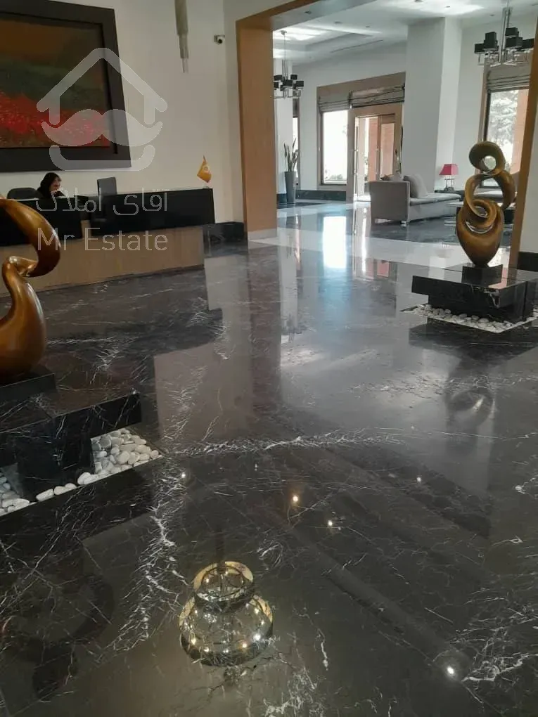 رهن آپارتمان 300 متری در زعفرانیه