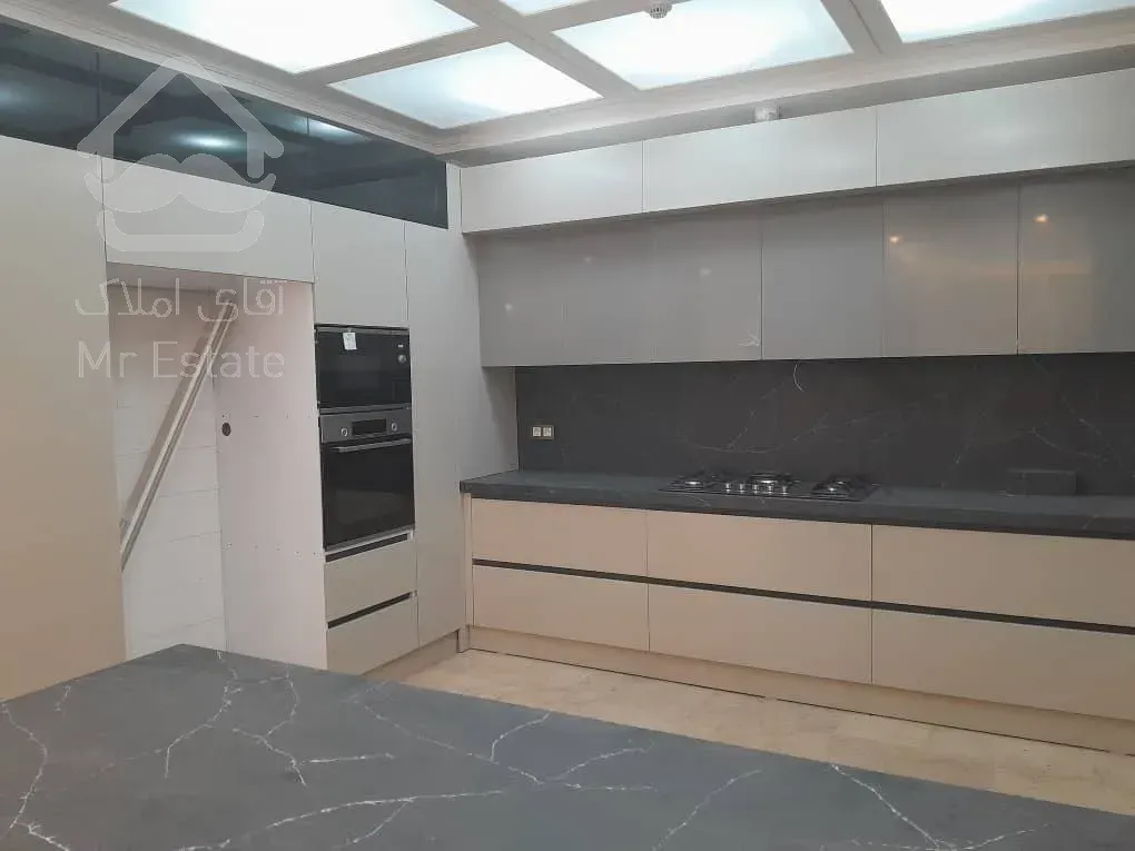 رهن آپارتمان 265 متری در فرشته