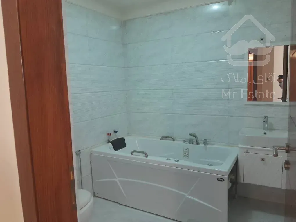 رهن آپارتمان 265 متری در فرشته