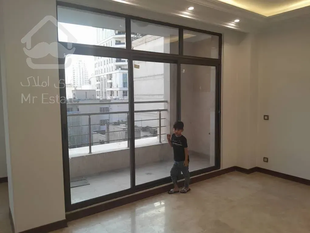 رهن آپارتمان 265 متری در فرشته