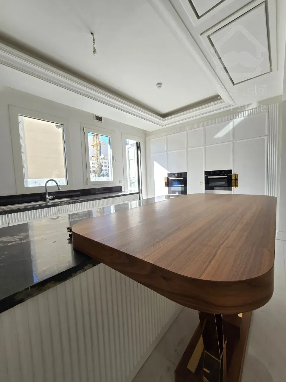 رهن برج 250 متری در ولنجک