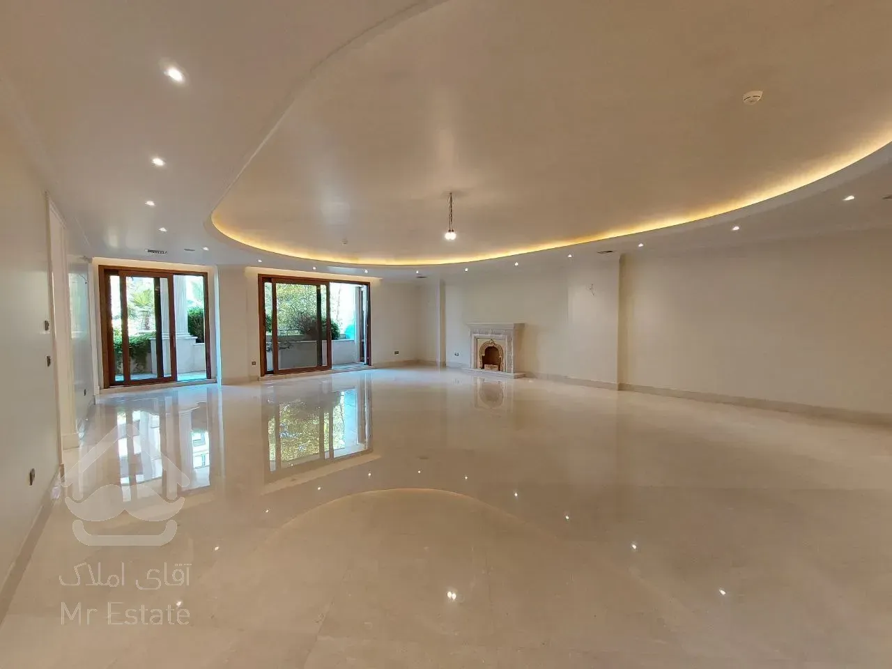 رهن آپارتمان 430 متری در محمودیه