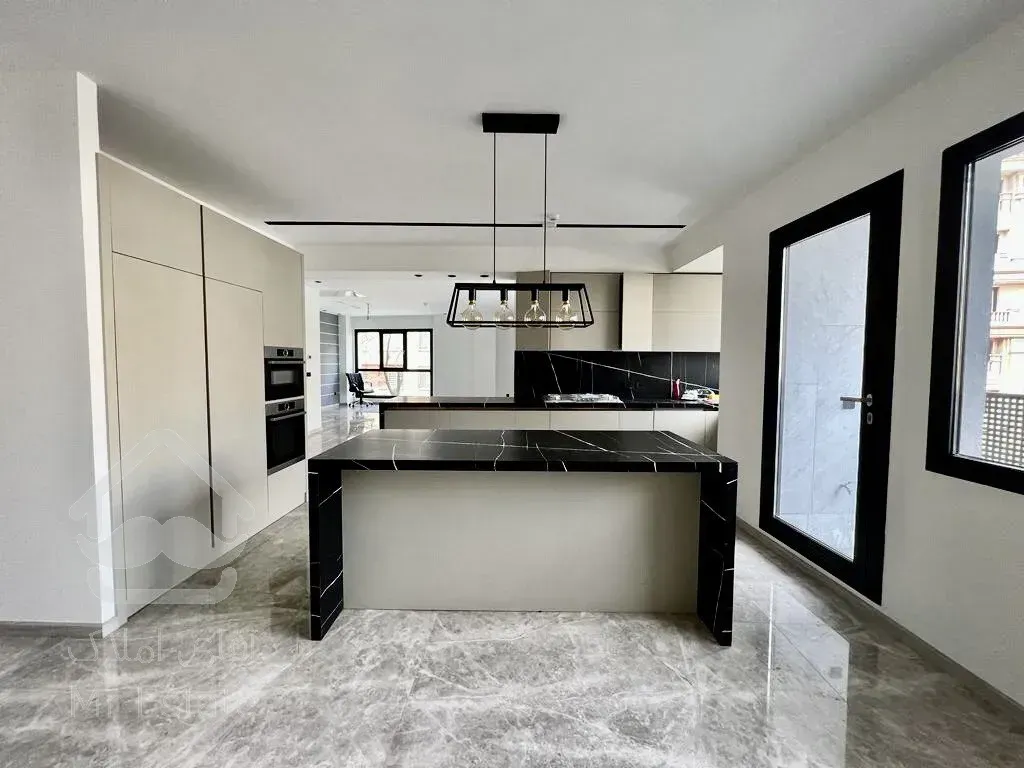 فروش آپارتمان 200 متری در زعفرانیه