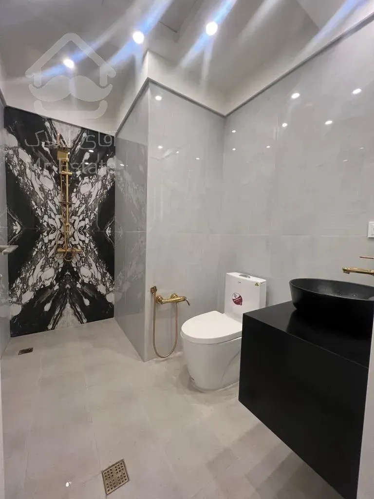 فروش آپارتمان 264 متری در زعفرانیه