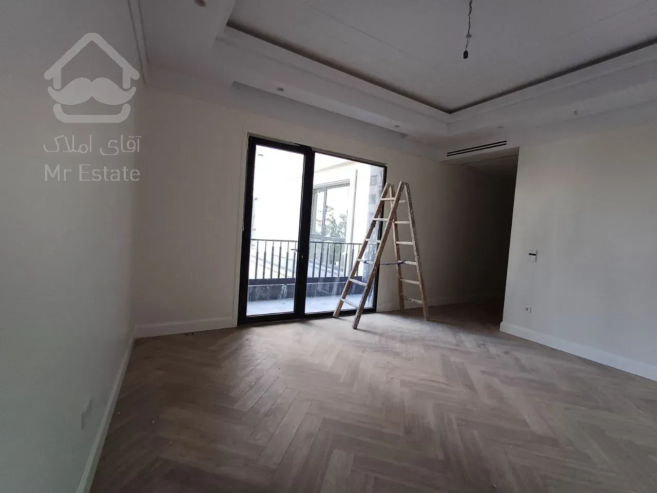 فروش آپارتمان 450 متری در زعفرانیه