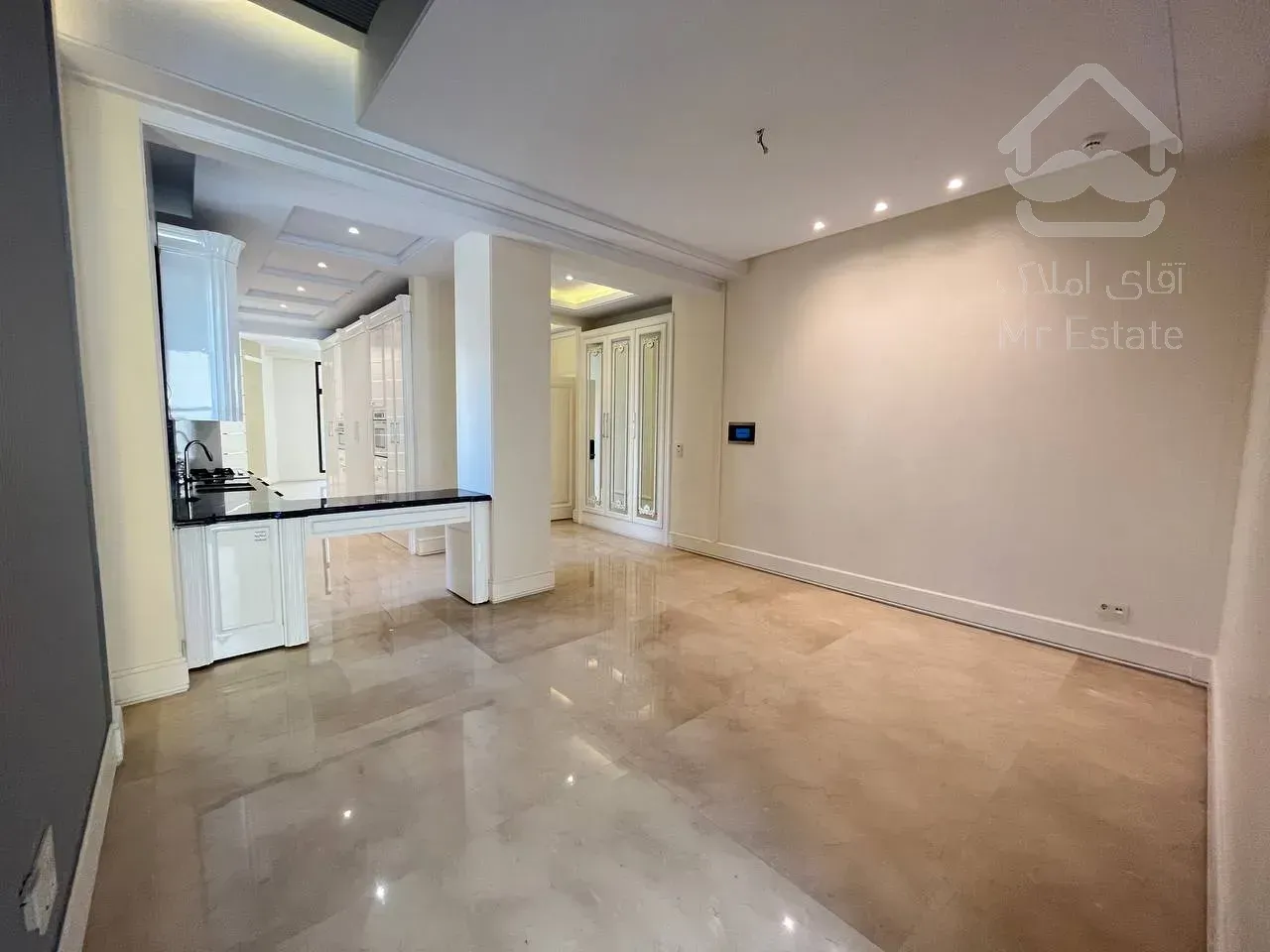 فروش آپارتمان 211 متری در زعفرانیه