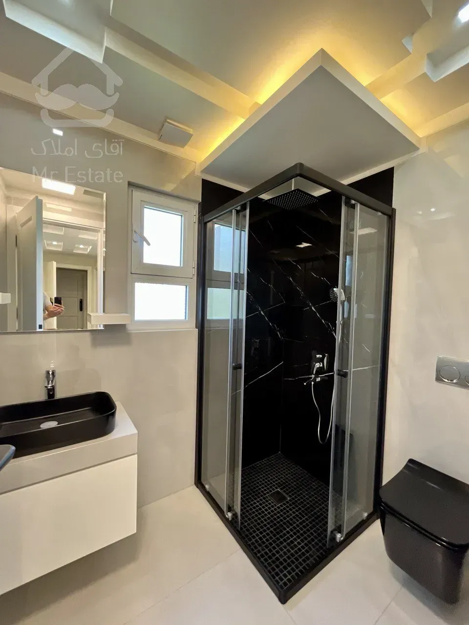 فروش آپارتمان 100 متری در زعفرانیه